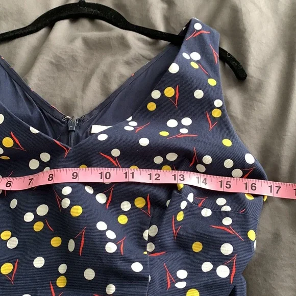 Boden Sinead fitted top - Picture 7 of 10